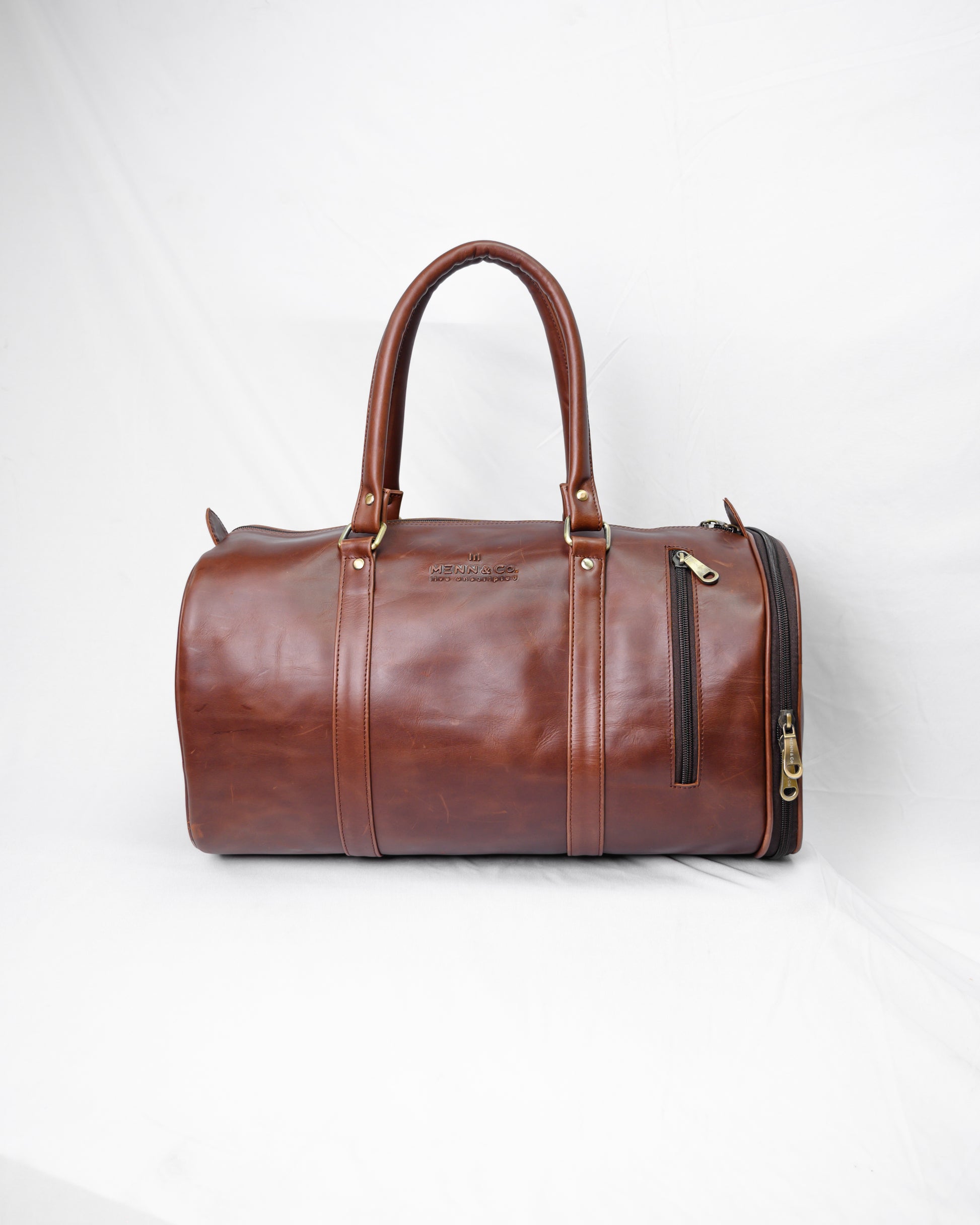 Genuine Leather Gym Bag for Men – Stylish Travel Duffel with